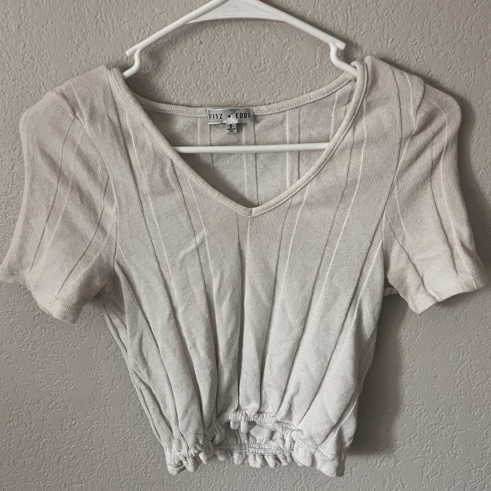 Medium White V Neck Ribbed Fitted Shirt
